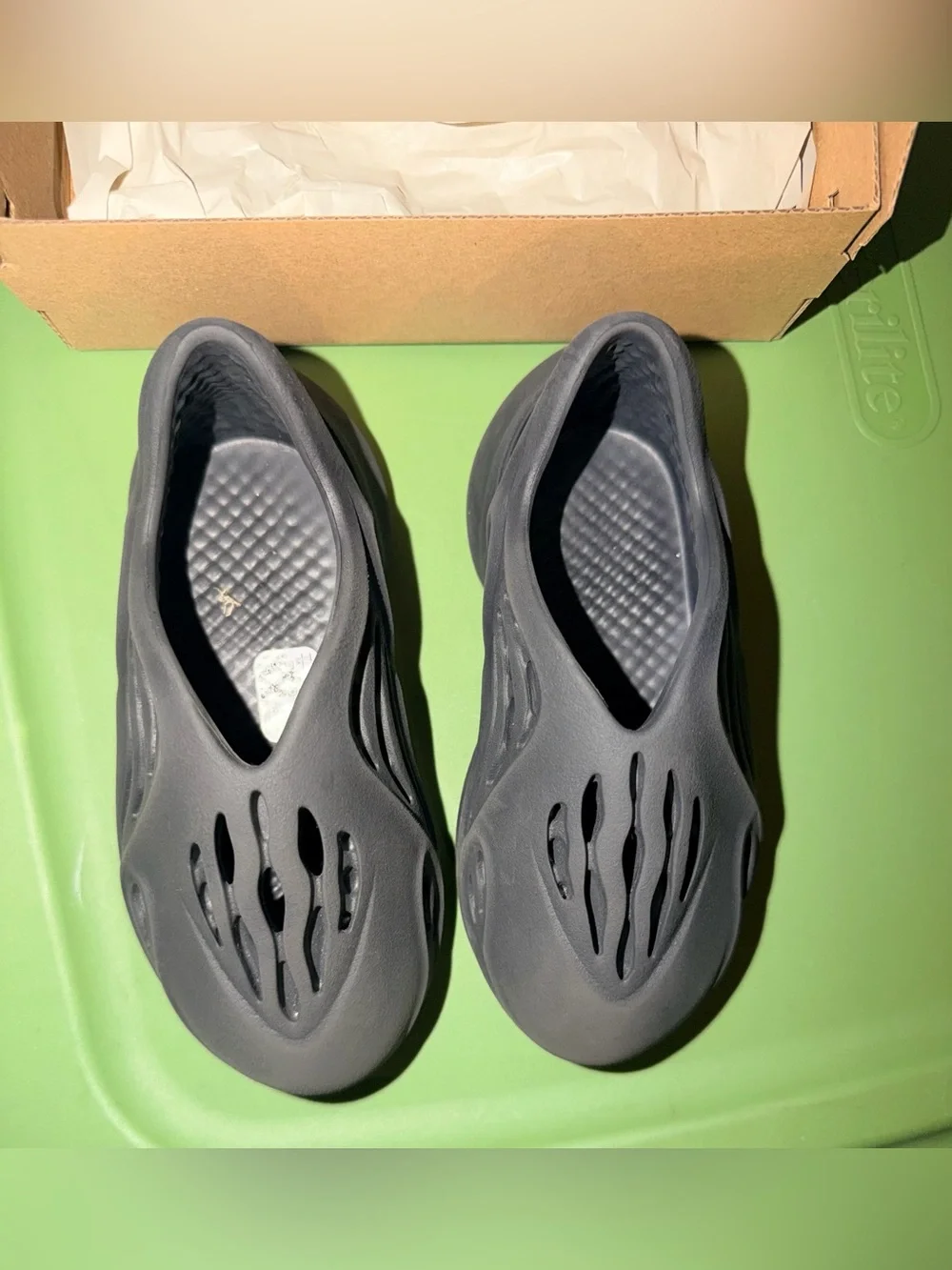 Toddler Yeezy Foam RNR Size 8K